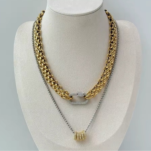 Anthropologie Double Link 18K Gold Stainless Steel Elegant Gold Chain Necklace - Picture 1 of 10
